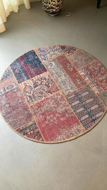 Patchwork rond vloerkleed/ beschikbaar voor biedingen