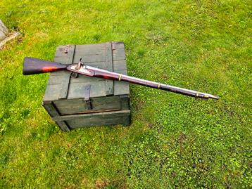 Antiek percussie geweer beschikbaar voor biedingen
