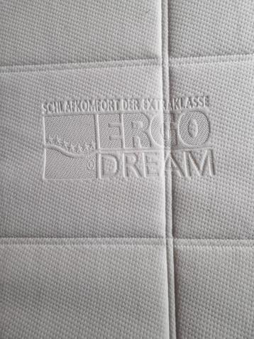 Traagschuim topper 180x210  beschikbaar voor biedingen
