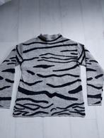 Warme grijs-zwarte zebra-achtige trui, maat S, Grijs, Ophalen of Verzenden, Zo goed als nieuw, Maat 36 (S)