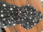 Fleece Badjas maat 134 grijs met sterren, Kinderen en Baby's, Nacht- of Onderkleding, Gebruikt, Jongen of Meisje, H&M