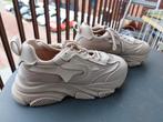 Beige chunky sneakers van Oxmox. Mt 38, Oxmox, Beige, Ophalen of Verzenden, Sneakers of Gympen