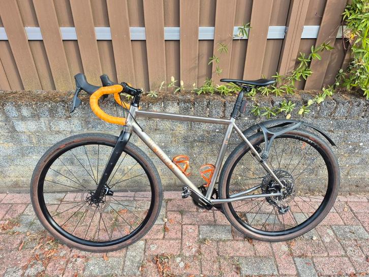 Unieke kans custom  J Guillem Atalaya 54 cm gravelbike, Fietsen en Brommers, Fietsen | Racefietsen, Zo goed als nieuw, Overige merken