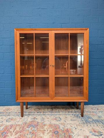 Vintage vitrinekast, jaren '60, Deens design beschikbaar voor biedingen