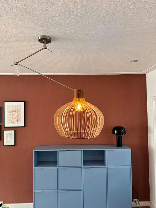 Moderne scandinavische houten hanglamp, Huis en Inrichting, Lampen | Hanglampen, Gebruikt, Hout, Ophalen of Verzenden