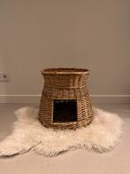 Vintage kattenmand van riet – stijlvol & uniek kattenhuisje, Dieren en Toebehoren, Kattenmanden, Ophalen of Verzenden, Zo goed als nieuw