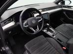 Volkswagen Passat Variant 1.5 TSi 150 Pk Automaat R-Line Bus, Auto's, 730 kg, 4 cilinders, 150 pk, Adaptive Cruise Control