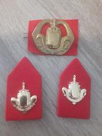 Infanterie algemeen kraag en baret embleem, Ophalen of Verzenden, Landmacht, Nederland, Embleem of Badge