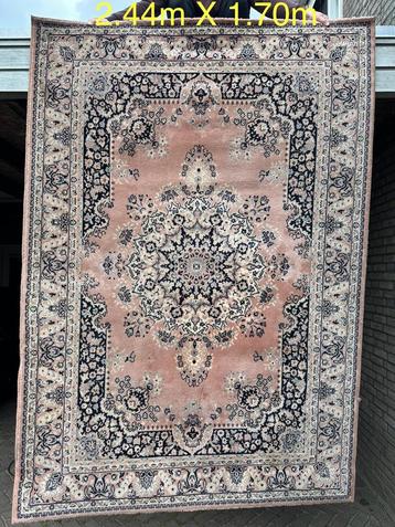 Prachtig vintage wollen kleed – 244 x 170 cm beschikbaar voor biedingen