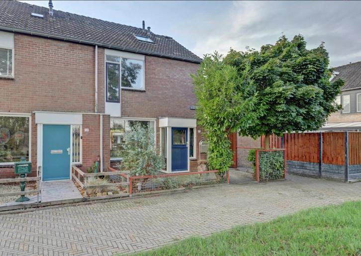 Hoekhuis in Goes, reistijd 1.11u. naar Rotterdam, Huizen en Kamers, Huizen te koop, Rotterdam, 200 tot 500 m², Hoekwoning, C
