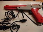 Nintendo zapper van duckhunt, Spelcomputers en Games, Games | Nintendo NES, Ophalen of Verzenden, 1 speler, Zo goed als nieuw