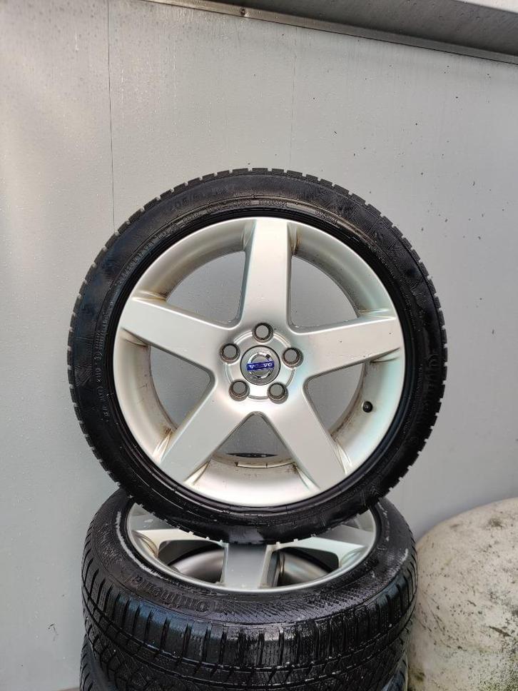 Volvo SERAPIS 17'' Winterset - V50/C30/S40/C70 enz. 5x108, Auto-onderdelen, Banden en Velgen, Banden en Velgen, Winterbanden, 17 inch