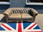 Vintage Chesterfield bank olijf groen, Gebruikt, Ophalen of Verzenden, 200 tot 250 cm, Leer