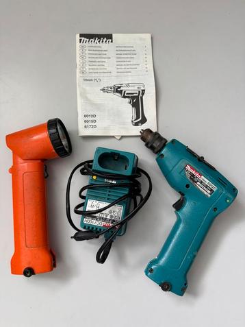Makita 6012D en lamp! beschikbaar voor biedingen