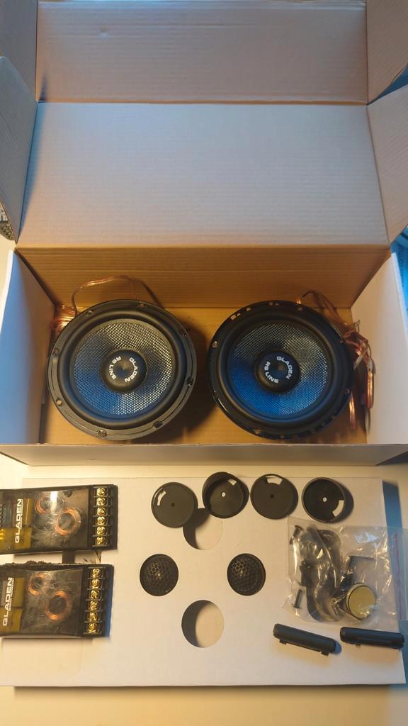 Gladen rs165 G2 speakers met versterker RC90c2, Auto diversen, Autospeakers, Zo goed als nieuw, Ophalen of Verzenden