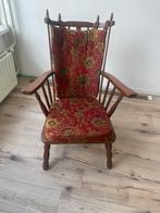 Vintage antieke retro houten stoel met retro kussens, Ophalen