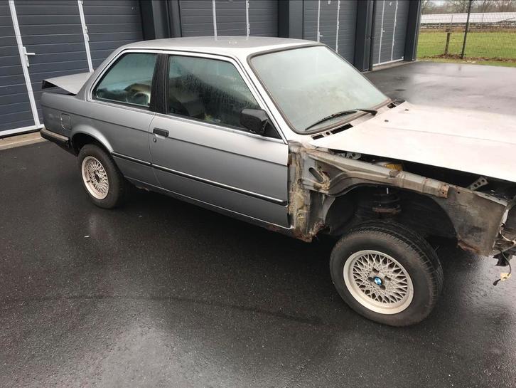 BMW 3-Serie 1.8 316 1987 Grijs (update), Auto's, BMW, Particulier, 3-Serie, Benzine, Coupé, Handgeschakeld, Origineel Nederlands