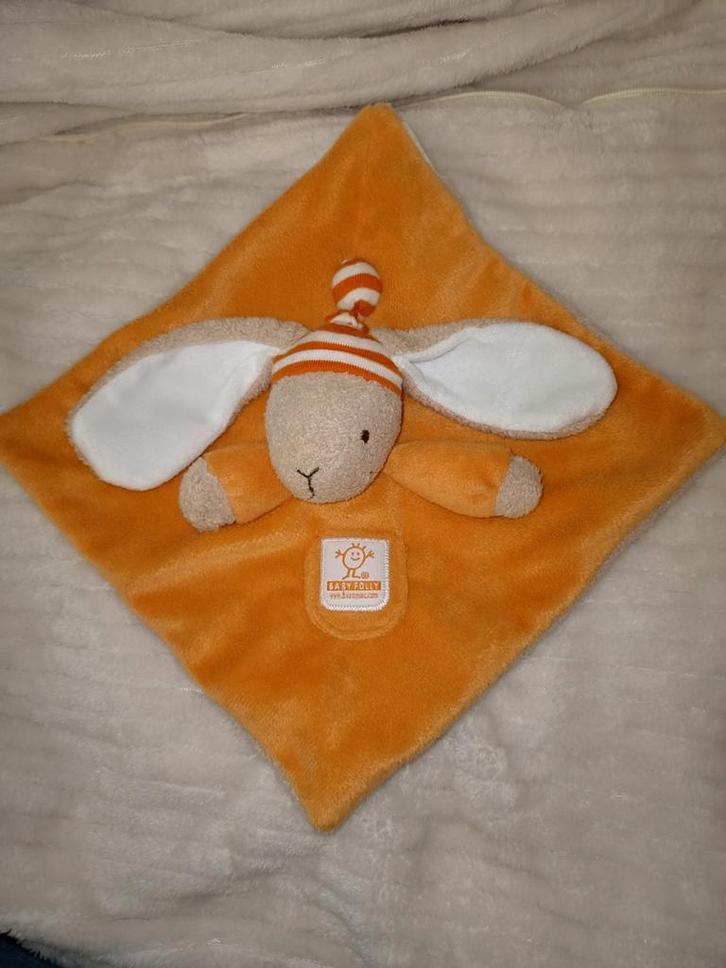 Baby folly, oranje beige konijnen knuffeldoek, Kinderen en Baby's, Speelgoed | Knuffels en Pluche, Zo goed als nieuw, Konijn, Ophalen of Verzenden