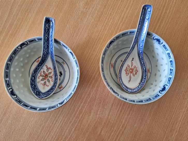 Chinese Wanyu rijstkorrel porseleinen kommen met lepels, Antiek en Kunst, Antiek | Porselein, Ophalen of Verzenden