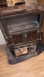 Te koop aangeboden houtkachel + schoonmaakset, Ophalen, Gebruikt, Houtkachel, Vrijstaand