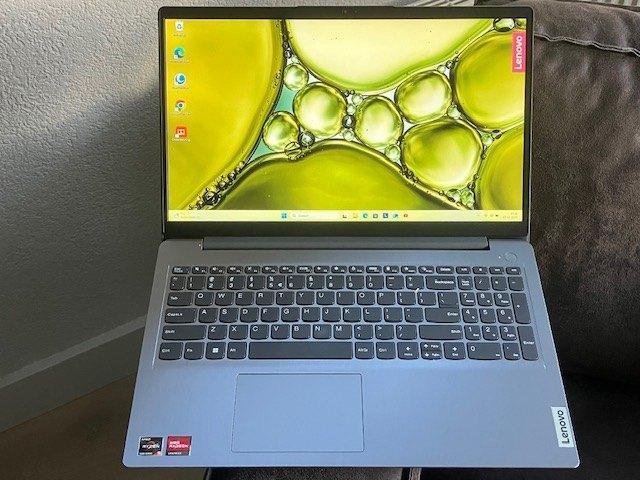 Snelle Laptop in Nieuwstaat - AMD Ryzen 5-5500 - 6 Core, Computers en Software, Windows Laptops, Zo goed als nieuw, 15 inch, SSD