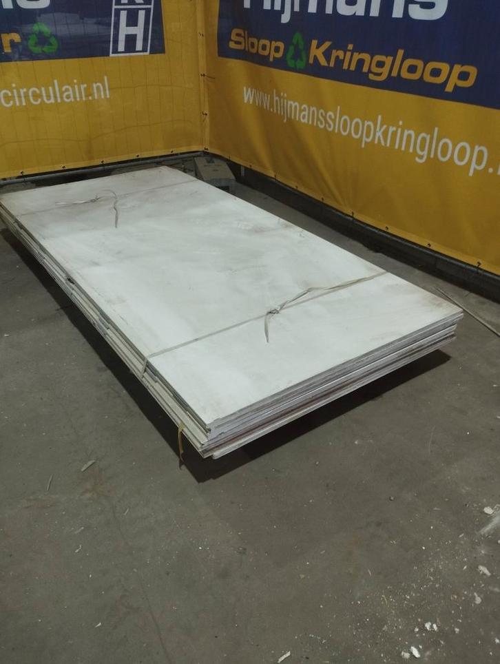 Spaanplaat, Tuin en Terras, Palen, Balken en Planken, Gebruikt, Balken, 250 cm of meer, Ophalen