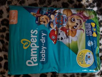 Te koop een pak pampers maat 3  beschikbaar voor biedingen