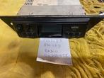 2 x Autoradio / Cassette:  Philips RN 129 en Philips 682/00, Ophalen of Verzenden, Gebruikt