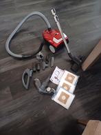 Iventum stofzuiger nieuwe staat compleet!!, Ophalen of Verzenden, Zo goed als nieuw, Minder dan 1200 watt, Stofzuiger