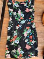 Zwarte jurk met bloemen Jazlyn maat S, Jazlyn, Zwart, Ophalen of Verzenden, Zo goed als nieuw