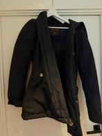 verschillende jassen (woolrich, weekday, zara, bershka), Ophalen of Verzenden, Zo goed als nieuw