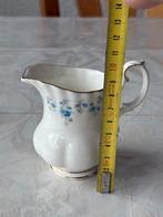 1x Royal Albert Melkkannetje, Ophalen of Verzenden