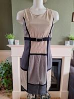 Rinascimento beige grijs jurk bodycocon XL valt als L 42, Verzenden, Beige, Zo goed als nieuw, Knielengte