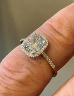 Gouden ring met diamanten 1.79ct en HRD certificaat! NIEUW!, Nieuw, Ophalen of Verzenden, Kleiner dan 17, Dame