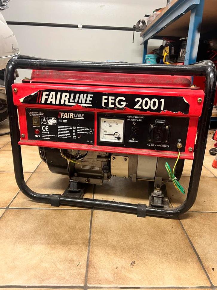 Agregaat Generator 2000 Watt - Benzine - Goede Staat, Doe-het-zelf en Verbouw, Gereedschap | Overige machines, Gebruikt, Ophalen of Verzenden