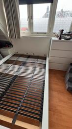 Malm bed wit 140x200 + lattenbodems (zonder lades), Huis en Inrichting, Slaapkamer | Bedden, Ophalen, Gebruikt, Wit, Tweepersoons
