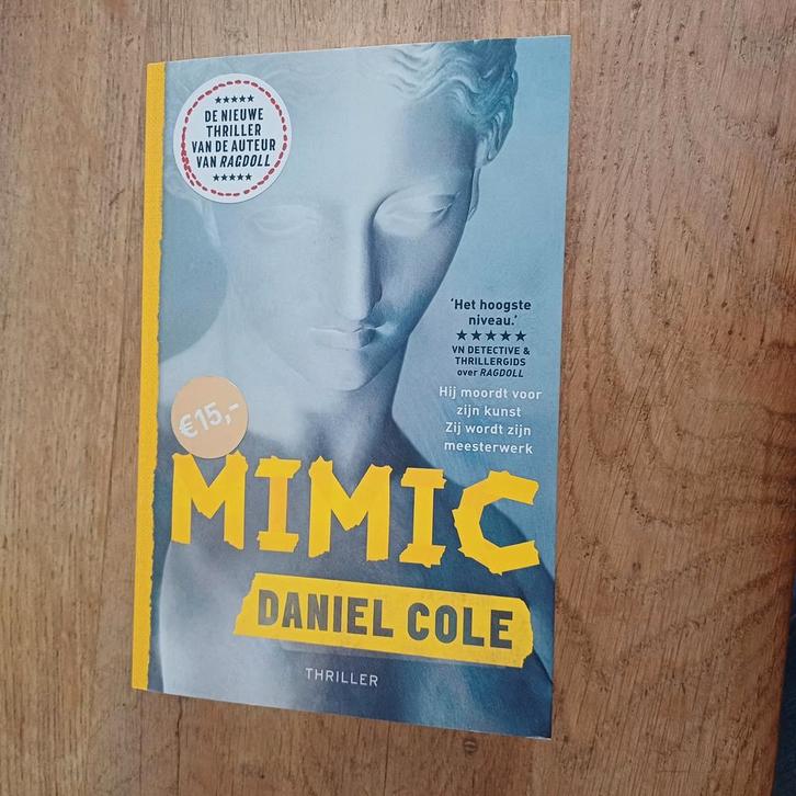 Daniel Cole - Mimic (MP), Boeken, Thrillers, Nieuw, Ophalen of Verzenden