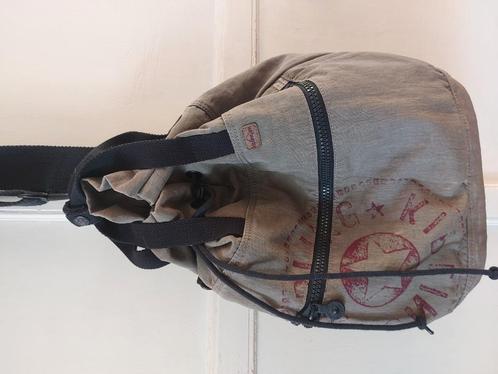Kiplingtas zowel schouder als rugtas ong 30x40, Sieraden, Tassen en Uiterlijk, Tassen | Schooltassen, Zo goed als nieuw, Rugtas