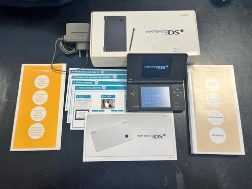 Nintendo DSi Zwart - Compleet met Doos en Lader, Spelcomputers en Games, Spelcomputers | Nintendo DS, Zo goed als nieuw, Dsi, Zwart