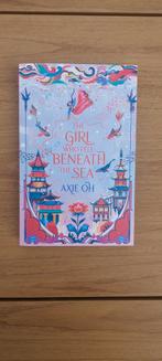 The girl who fell beneath the sea, Ophalen of Verzenden, Fictie, Axie Oh, Zo goed als nieuw