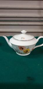 theekan vintage, wit met bloemen, Huis en Inrichting, Keuken | Servies, Ophalen of Verzenden