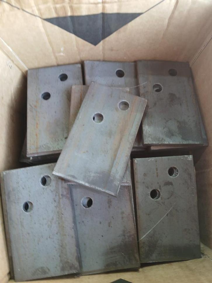 aanlasplaten, kop en voetplaten, gordingstripen etc., Doe-het-zelf en Verbouw, Metalen, Nieuw, IJzer, Ophalen of Verzenden