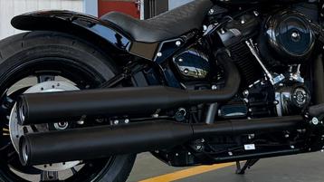 Harley Davidson StreetBob M8 Compl. uitlaat en luchtfilter beschikbaar voor biedingen