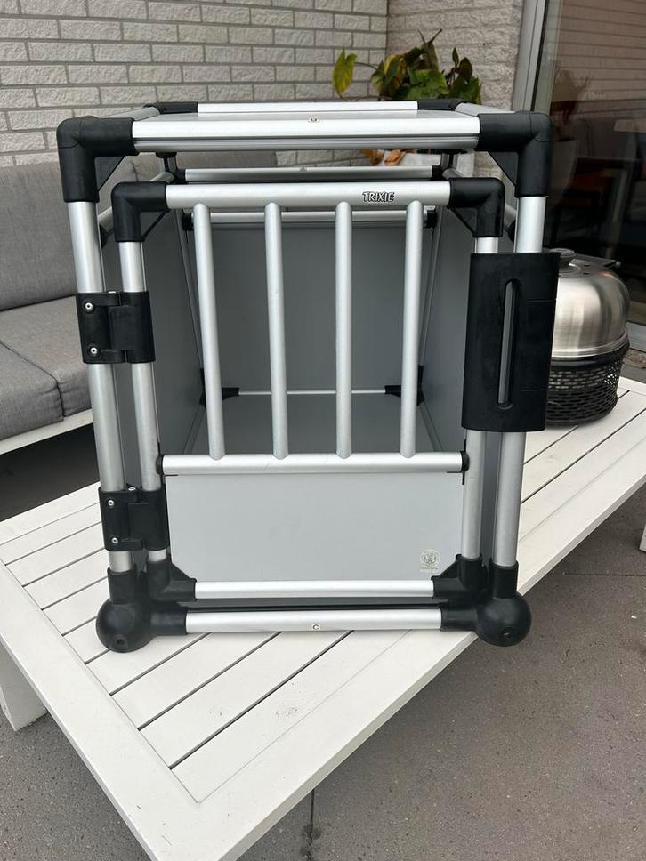 Trixie auto bench M (ophalen!), Dieren en Toebehoren, Hondenbenches, Zo goed als nieuw, Ophalen of Verzenden