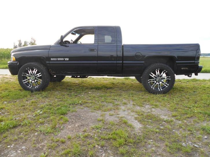 Dodge Ram 1500 Sport 5.9 V8 Automaat 4x4 2000 JAAR APK LPG, Auto's, Dodge, Particulier, RAM 1500, LPG, SUV of Terreinwagen, Automaat