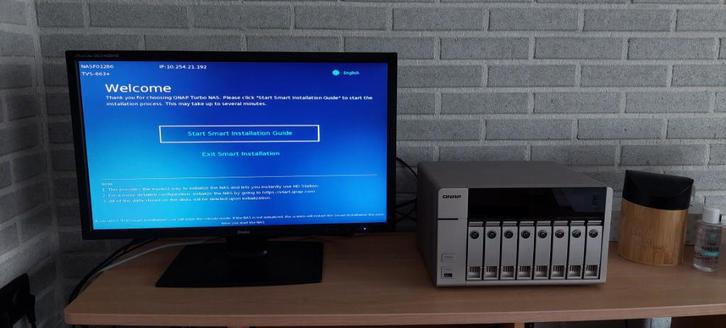 QNAP TVS-863+ NAS (8-bay) + 8 WD Red 6TB (48TB totaal), Computers en Software, NAS, Gebruikt, Ophalen