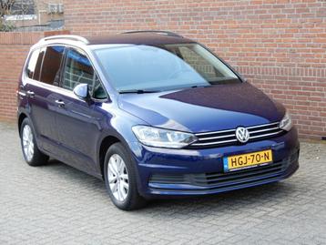 Volkswagen TOURAN 1.2 TSI CONNECTED SERIES   7PERSOONS beschikbaar voor biedingen