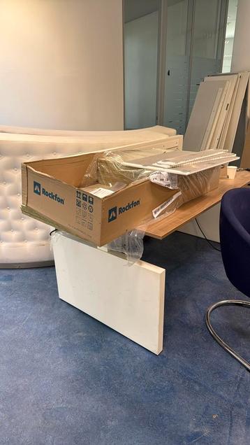 GRATIS Rabobank bureau of voor de IJZER / aluminium beschikbaar voor biedingen
