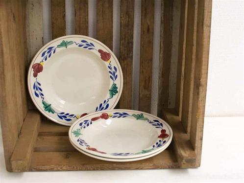 boerenbont diepe borden 3 stuks 26622, Huis en Inrichting, Keuken | Servies, Gebruikt, Bord(en), Boerenbont, Ophalen of Verzenden
