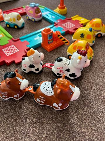 Vtech Toet Toet vliegveld met toebehoren. Universeel beschikbaar voor biedingen